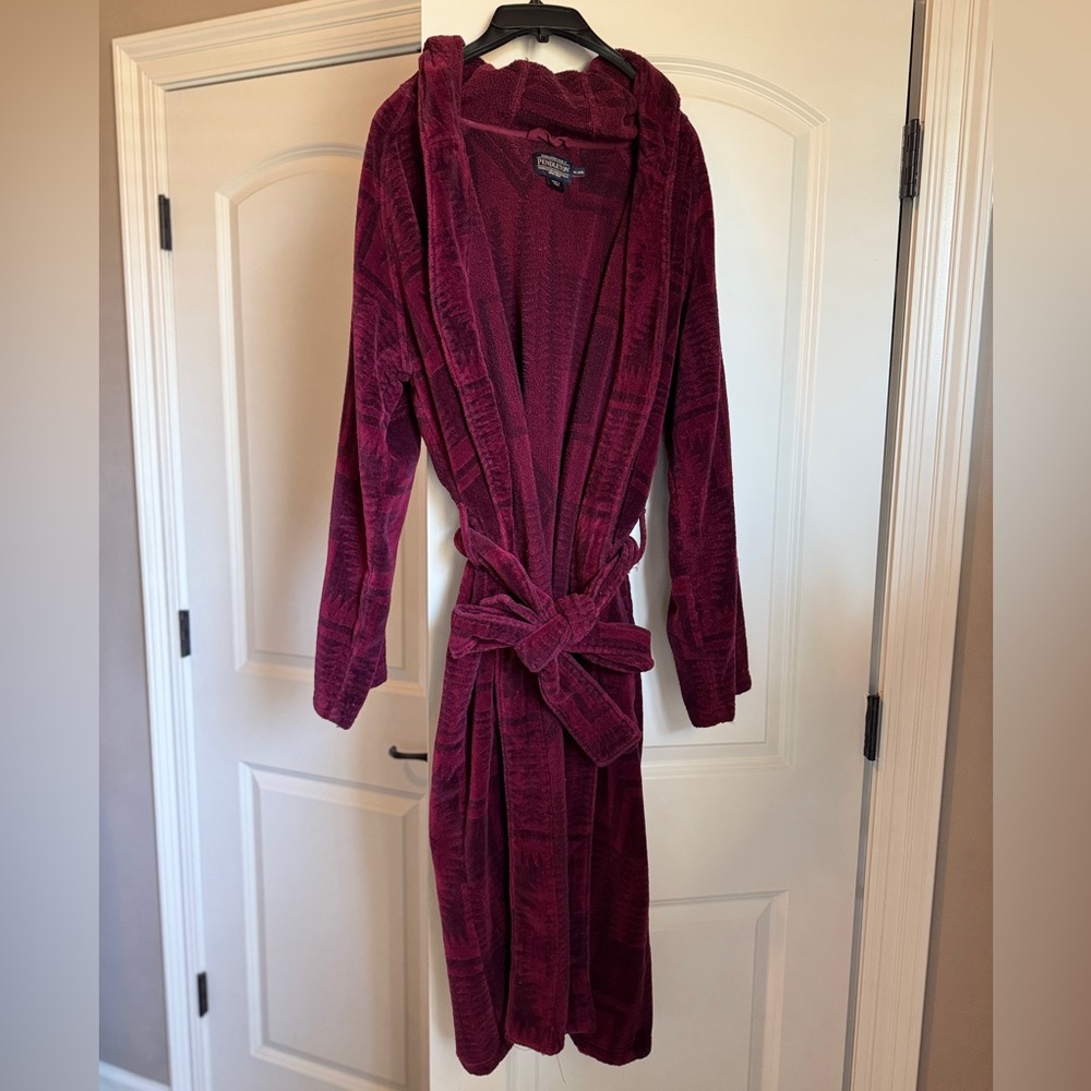 Pendleton Burgundy Robe